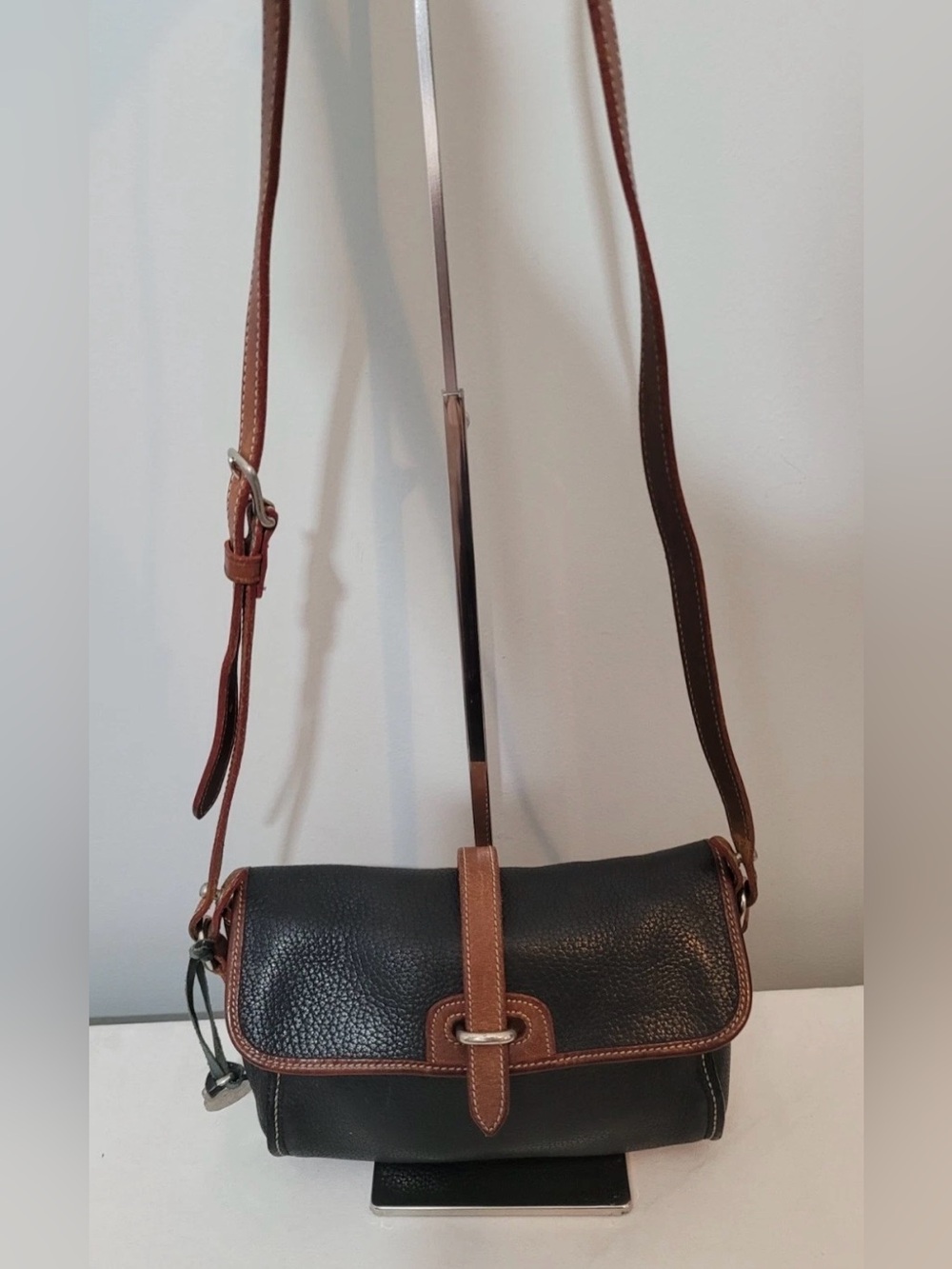 Vintage Dooney & Bourke AWL Black & Brown Leather Crossbody Bag